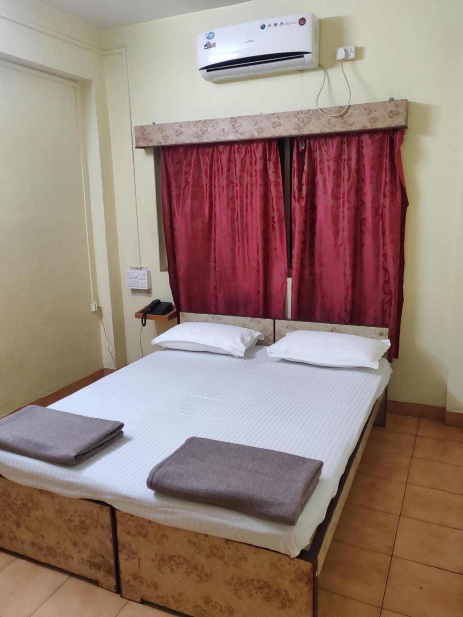 Shraddha Lodge Ratnāgiri 外观 照片